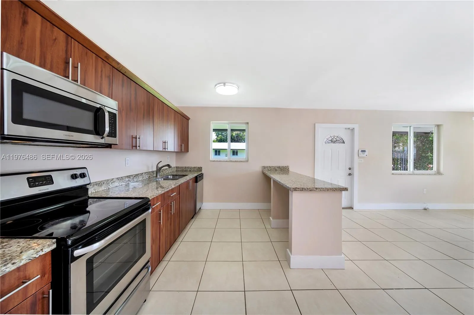 592 Ne 150th St 1, Miami, Florida 33161, Miami, Florida 33161, 1 Bedroom Bedrooms, ,1 BathroomBathrooms,Residential Lease,For Rent,592 Ne 150th St 1, Miami, Florida 33161,A11976486