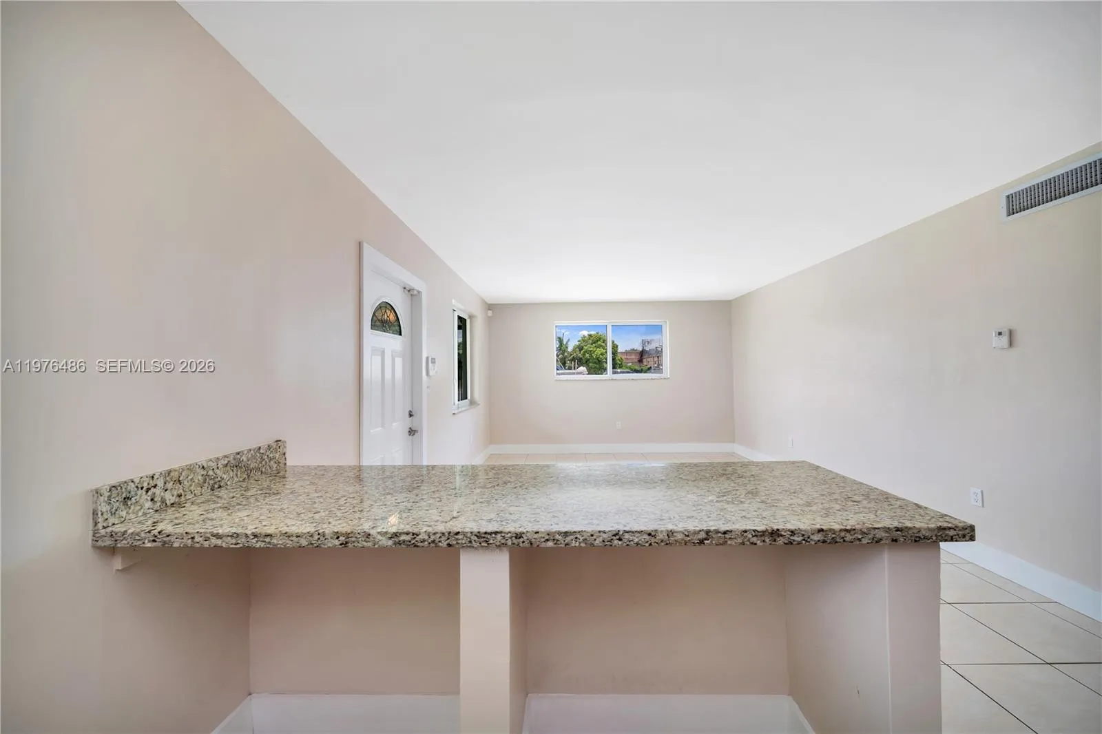 592 Ne 150th St 1, Miami, Florida 33161, Miami, Florida 33161, 1 Bedroom Bedrooms, ,1 BathroomBathrooms,Residential Lease,For Rent,592 Ne 150th St 1, Miami, Florida 33161,A11976486