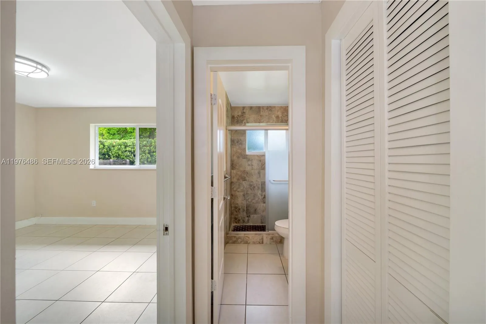 592 Ne 150th St 1, Miami, Florida 33161, Miami, Florida 33161, 1 Bedroom Bedrooms, ,1 BathroomBathrooms,Residential Lease,For Rent,592 Ne 150th St 1, Miami, Florida 33161,A11976486