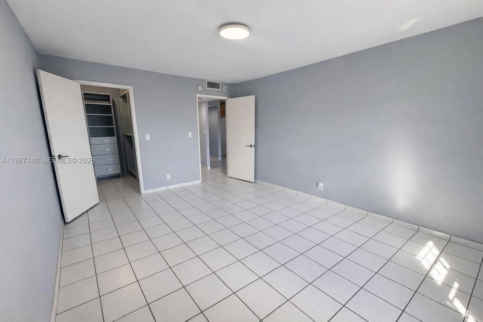 8005 Lake Dr 404, Doral, Florida 33166, Doral, Florida 33166, 1 Bedroom Bedrooms, ,1 BathroomBathrooms,Residential Lease,For Rent,8005 Lake Dr 404, Doral, Florida 33166,A11977140