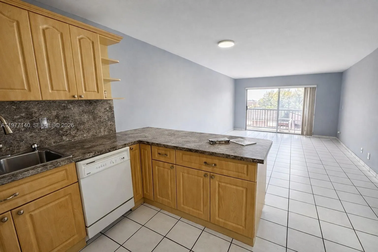 8005 Lake Dr 404, Doral, Florida 33166, Doral, Florida 33166, 1 Bedroom Bedrooms, ,1 BathroomBathrooms,Residential Lease,For Rent,8005 Lake Dr 404, Doral, Florida 33166,A11977140