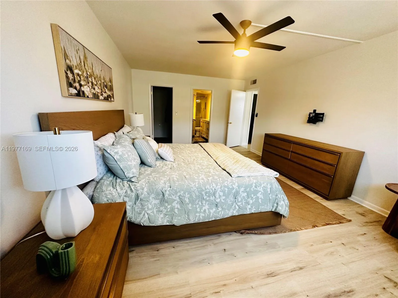 1501 S Ocean Dr 1006, Hollywood, Florida 33019, Hollywood, Florida 33019, 2 Bedrooms Bedrooms, ,2 BathroomsBathrooms,Residential Lease,For Rent,1501 S Ocean Dr 1006, Hollywood, Florida 33019,A11977169