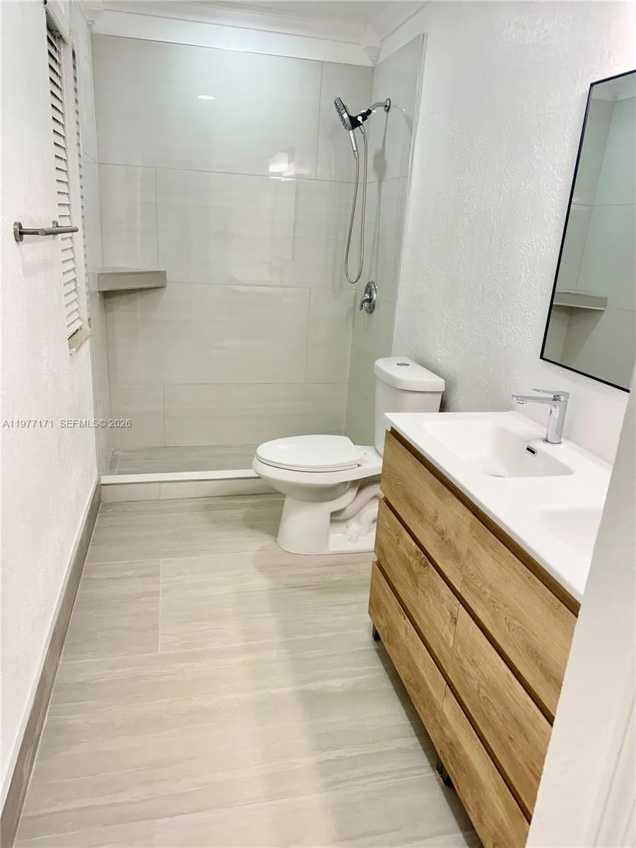 7910 Nw 12th St, Pembroke Pines, Florida 33024, Pembroke Pines, Florida 33024, 4 Bedrooms Bedrooms, ,2 BathroomsBathrooms,Residential Lease,For Rent,7910 Nw 12th St, Pembroke Pines, Florida 33024,A11977171