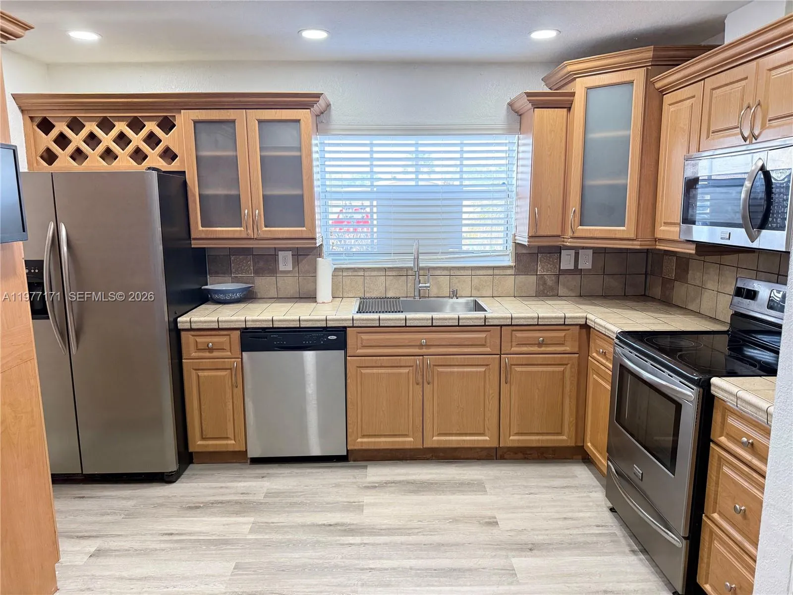 7910 Nw 12th St, Pembroke Pines, Florida 33024, Pembroke Pines, Florida 33024, 4 Bedrooms Bedrooms, ,2 BathroomsBathrooms,Residential Lease,For Rent,7910 Nw 12th St, Pembroke Pines, Florida 33024,A11977171
