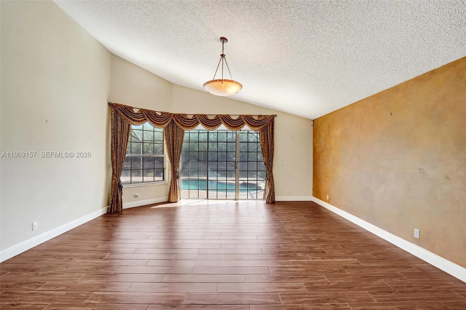 3280 Huntington, Weston, Florida 33332, Weston, Florida 33332, 4 Bedrooms Bedrooms, ,3 BathroomsBathrooms,Residential,For Sale,3280 Huntington, Weston, Florida 33332,A11969157
