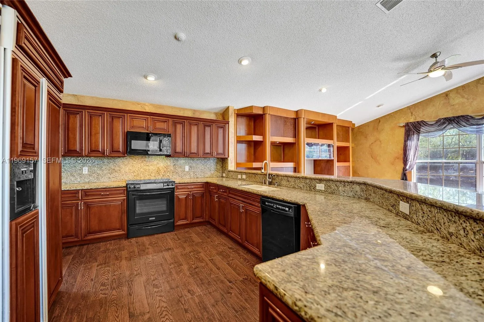 3280 Huntington, Weston, Florida 33332, Weston, Florida 33332, 4 Bedrooms Bedrooms, ,3 BathroomsBathrooms,Residential,For Sale,3280 Huntington, Weston, Florida 33332,A11969157
