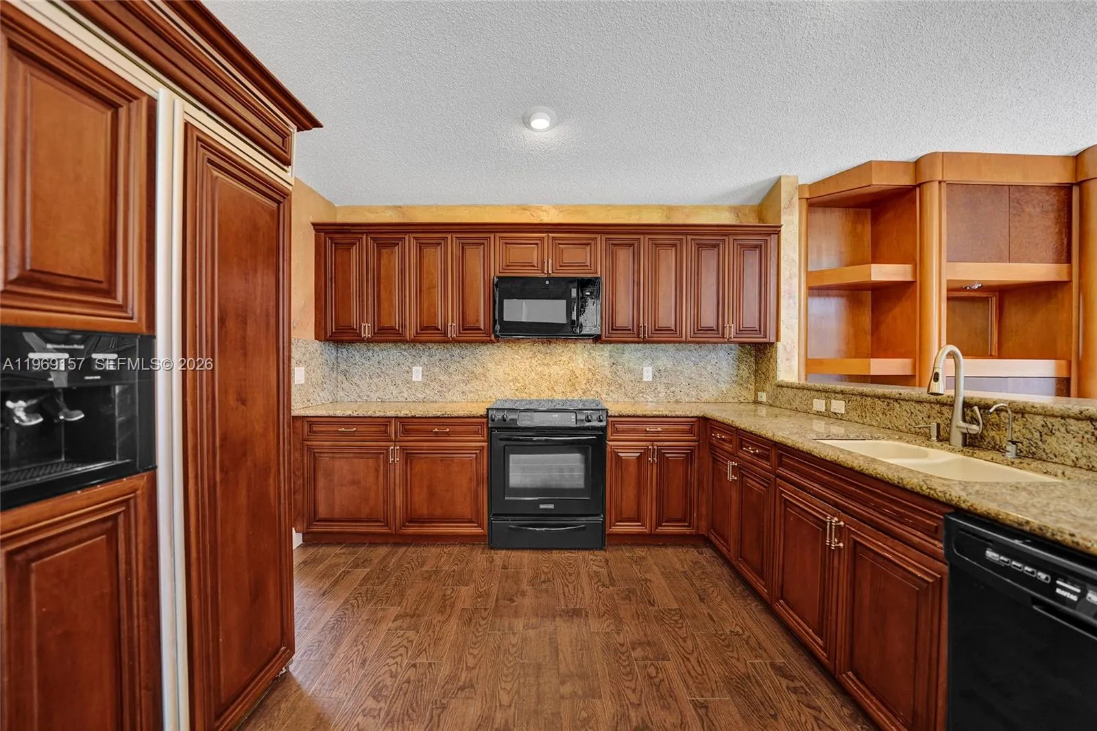 3280 Huntington, Weston, Florida 33332, Weston, Florida 33332, 4 Bedrooms Bedrooms, ,3 BathroomsBathrooms,Residential,For Sale,3280 Huntington, Weston, Florida 33332,A11969157