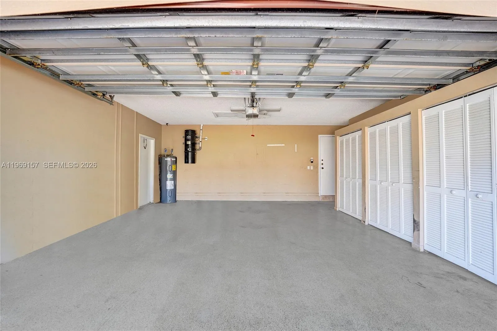 3280 Huntington, Weston, Florida 33332, Weston, Florida 33332, 4 Bedrooms Bedrooms, ,3 BathroomsBathrooms,Residential,For Sale,3280 Huntington, Weston, Florida 33332,A11969157