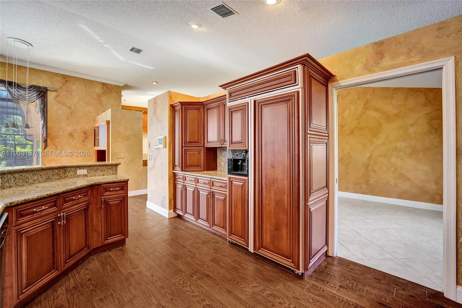 3280 Huntington, Weston, Florida 33332, Weston, Florida 33332, 4 Bedrooms Bedrooms, ,3 BathroomsBathrooms,Residential,For Sale,3280 Huntington, Weston, Florida 33332,A11969157