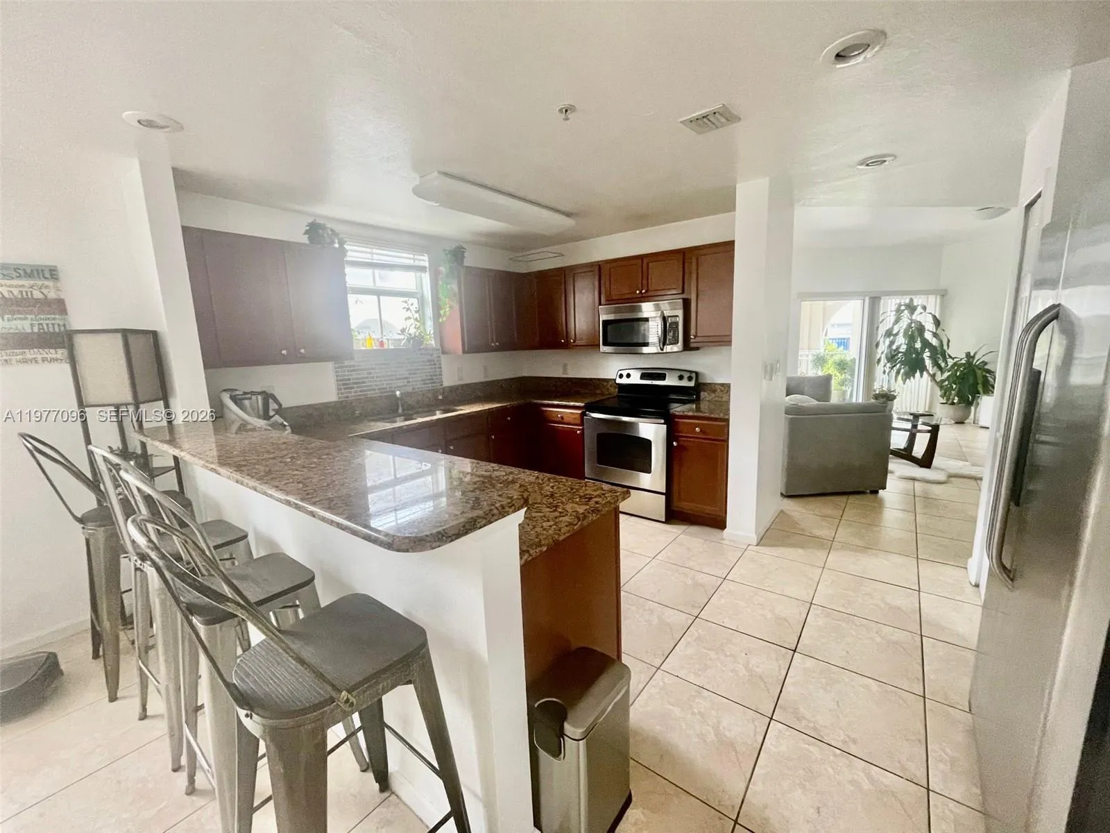 11503 Nw 89th St 206, Doral, Florida 33178, Doral, Florida 33178, 3 Bedrooms Bedrooms, ,2 BathroomsBathrooms,Residential Lease,For Rent,11503 Nw 89th St 206, Doral, Florida 33178,A11977096