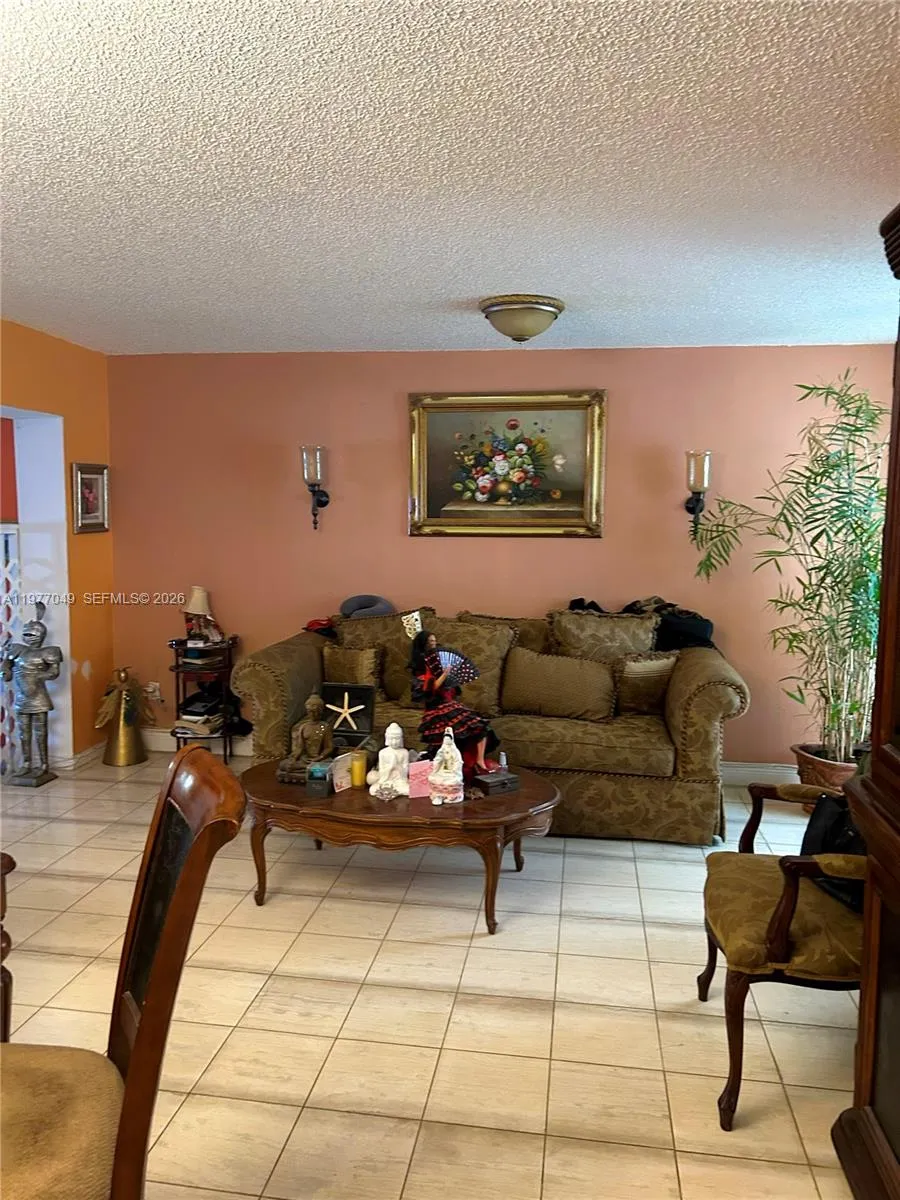 11219 Sw 33 Rd Circle Pl 11219 Sw 33 Rd Cir Pl, Mi, Miami, Florida 33165, 3 Bedrooms Bedrooms, ,1 BathroomBathrooms,Residential,For Sale,11219 Sw 33 Rd Circle Pl 11219 Sw 33 Rd Cir Pl, Mi,A11977049