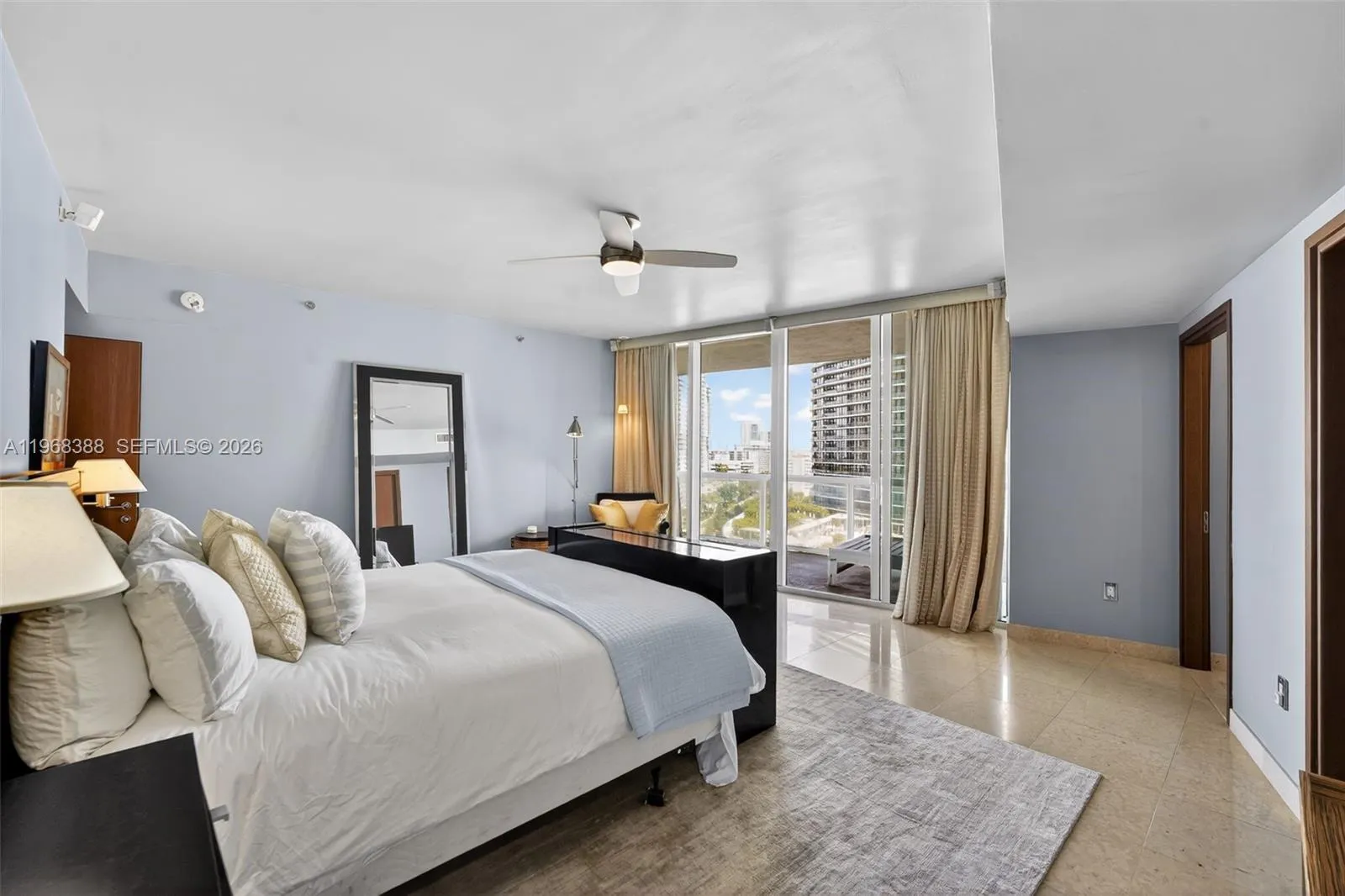 450 Alton Rd 1202, Miami Beach, Florida 33139, Miami Beach, Florida 33139, 2 Bedrooms Bedrooms, ,2 BathroomsBathrooms,Residential Lease,For Rent,450 Alton Rd 1202, Miami Beach, Florida 33139,A11968388