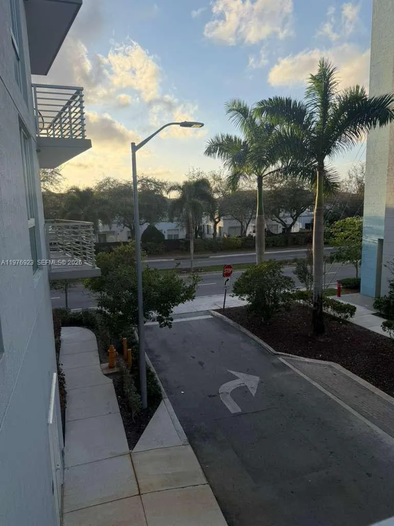 7875 Nw 107th Ave 211, Doral, Florida 33178, Doral, Florida 33178, 1 Bedroom Bedrooms, ,1 BathroomBathrooms,Residential Lease,For Rent,7875 Nw 107th Ave 211, Doral, Florida 33178,A11976923