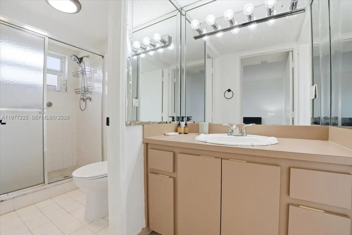 9410 Tangerine Pl 407, Davie, Florida 33324, Davie, Florida 33324, 2 Bedrooms Bedrooms, ,2 BathroomsBathrooms,Residential Lease,For Rent,9410 Tangerine Pl 407, Davie, Florida 33324,A11977225