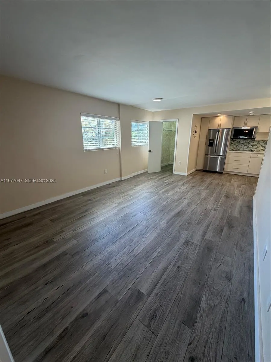 1340 Lincoln Rd 408, Miami Beach, Florida 33139, Miami Beach, Florida 33139, 1 Bedroom Bedrooms, ,1 BathroomBathrooms,Residential Lease,For Rent,1340 Lincoln Rd 408, Miami Beach, Florida 33139,A11977047