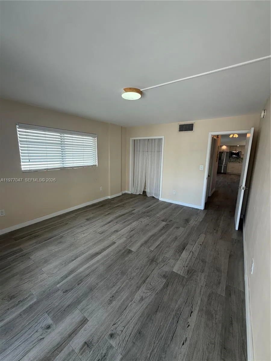 1340 Lincoln Rd 408, Miami Beach, Florida 33139, Miami Beach, Florida 33139, 1 Bedroom Bedrooms, ,1 BathroomBathrooms,Residential Lease,For Rent,1340 Lincoln Rd 408, Miami Beach, Florida 33139,A11977047