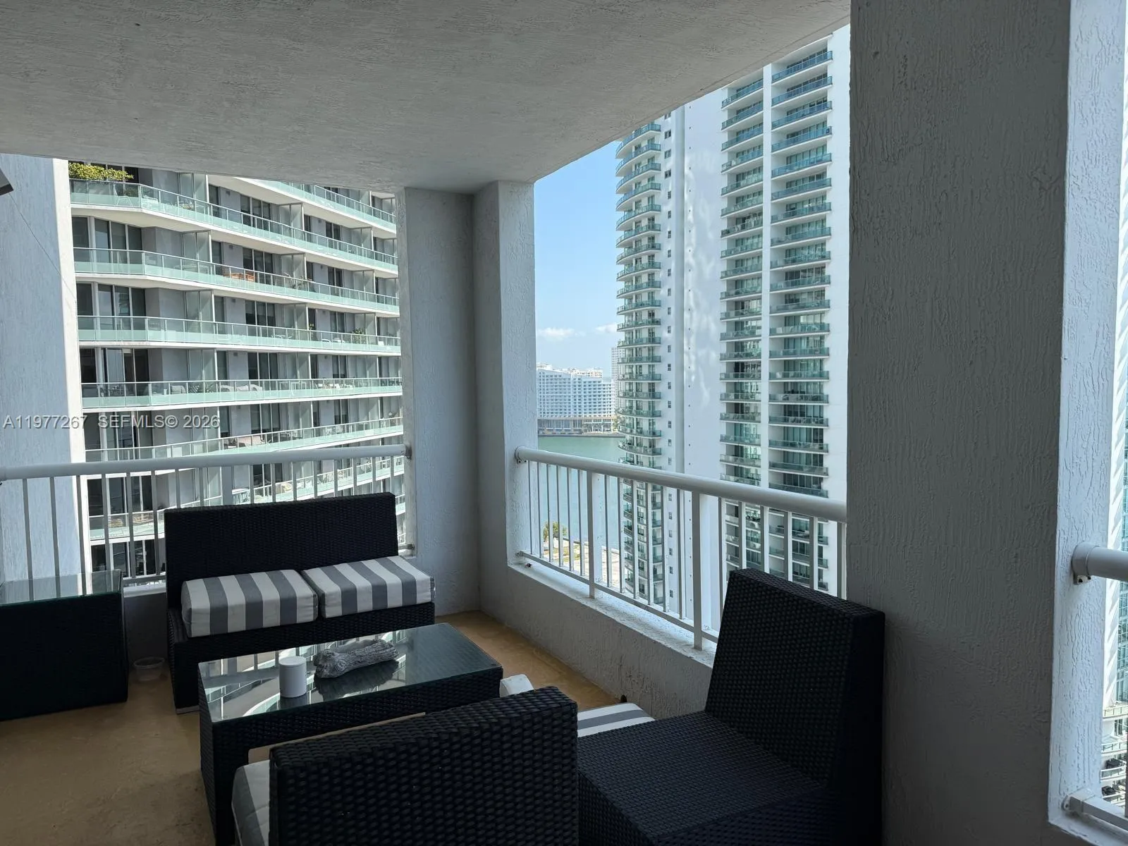 170 Se 14th St 2202, Miami, Florida 33131, Miami, Florida 33131, 1 Bedroom Bedrooms, ,1 BathroomBathrooms,Residential Lease,For Rent,170 Se 14th St 2202, Miami, Florida 33131,A11977267