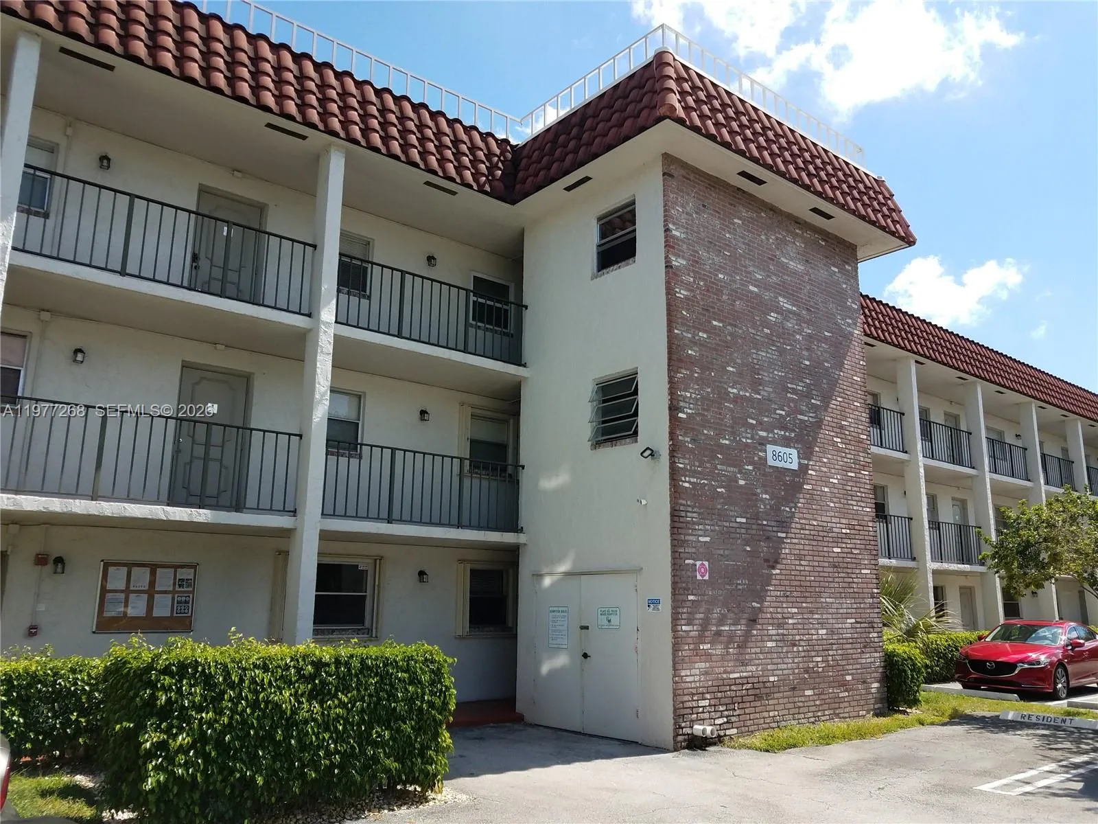 8605 W Sample Rd 111, Coral Springs, Florida 33065, Coral Springs, Florida 33065, 2 Bedrooms Bedrooms, ,2 BathroomsBathrooms,Residential Lease,For Rent,8605 W Sample Rd 111, Coral Springs, Florida 33065,A11977268