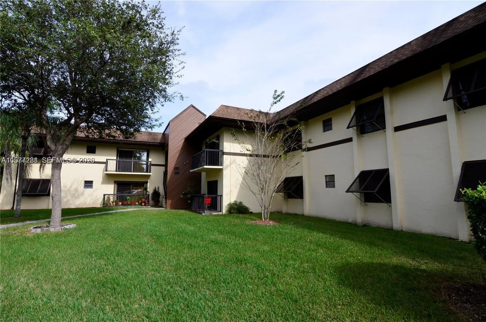 7985 Sw 86th St 432, Miami, Florida 33143, Miami, Florida 33143, 1 Bedroom Bedrooms, ,1 BathroomBathrooms,Residential,For Sale,7985 Sw 86th St 432, Miami, Florida 33143,A11977281
