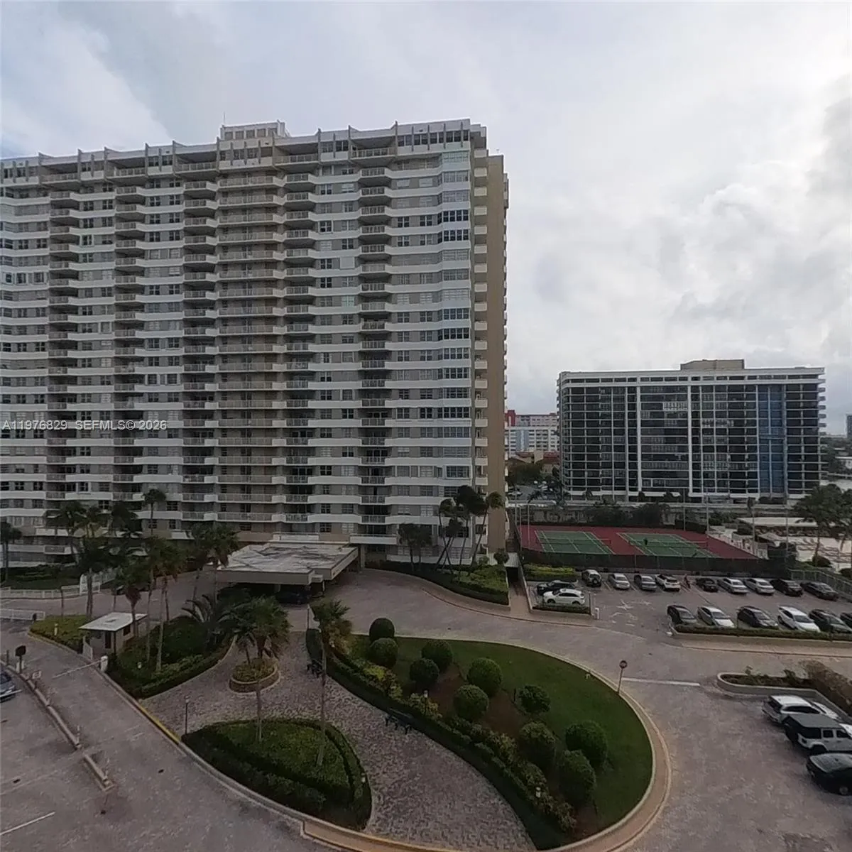 1965 S Ocean Dr 7e, Hallandale Beach, Florida 3300, Hallandale Beach, Florida 33009, 1 Bedroom Bedrooms, ,1 BathroomBathrooms,Residential,For Sale,1965 S Ocean Dr 7e, Hallandale Beach, Florida 3300,A11976829