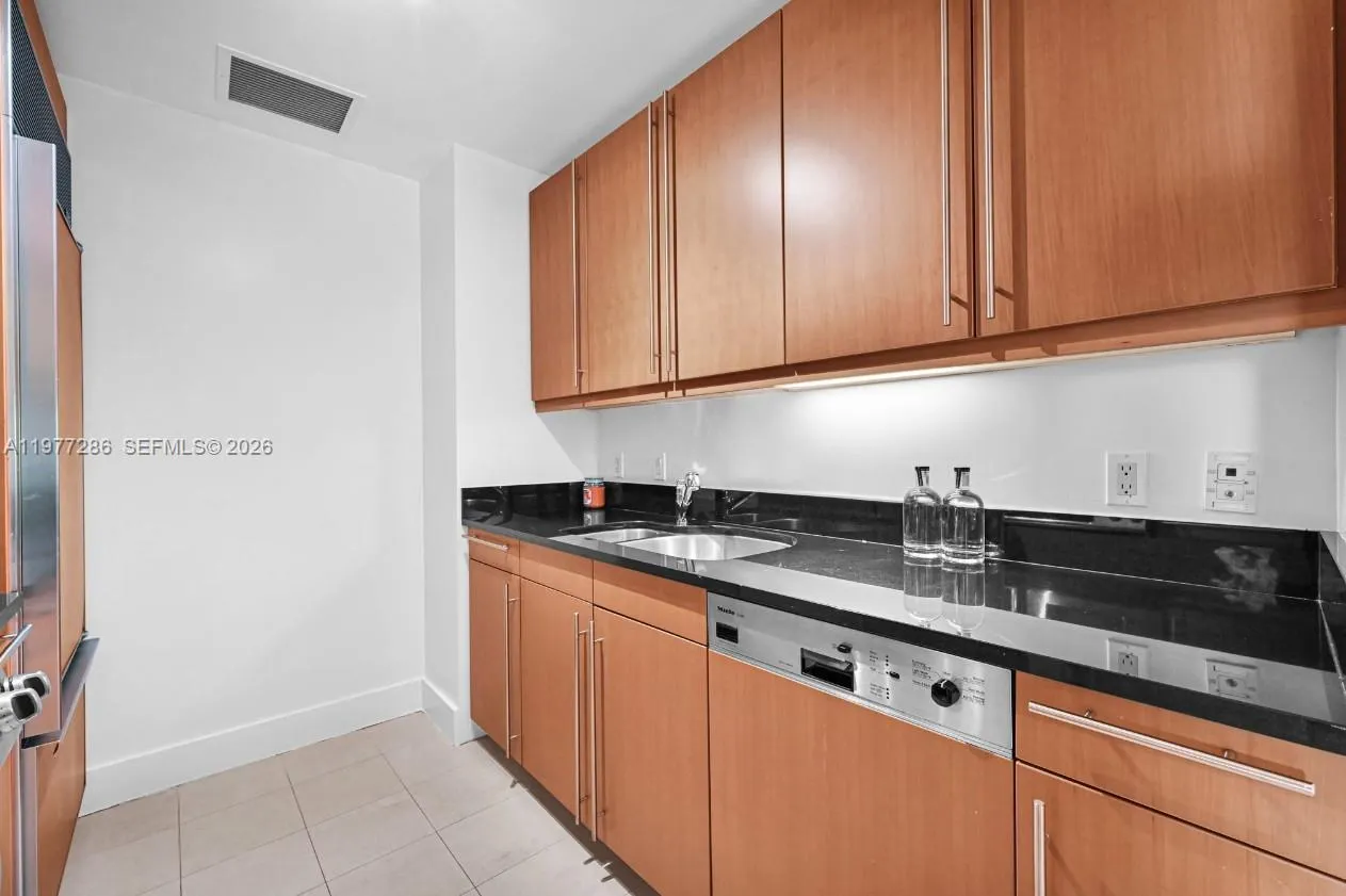 1435 Brickell Ave 3401, Miami, Florida 33131, Miami, Florida 33131, 2 Bedrooms Bedrooms, ,2 BathroomsBathrooms,Residential,For Sale,1435 Brickell Ave 3401, Miami, Florida 33131,A11977286