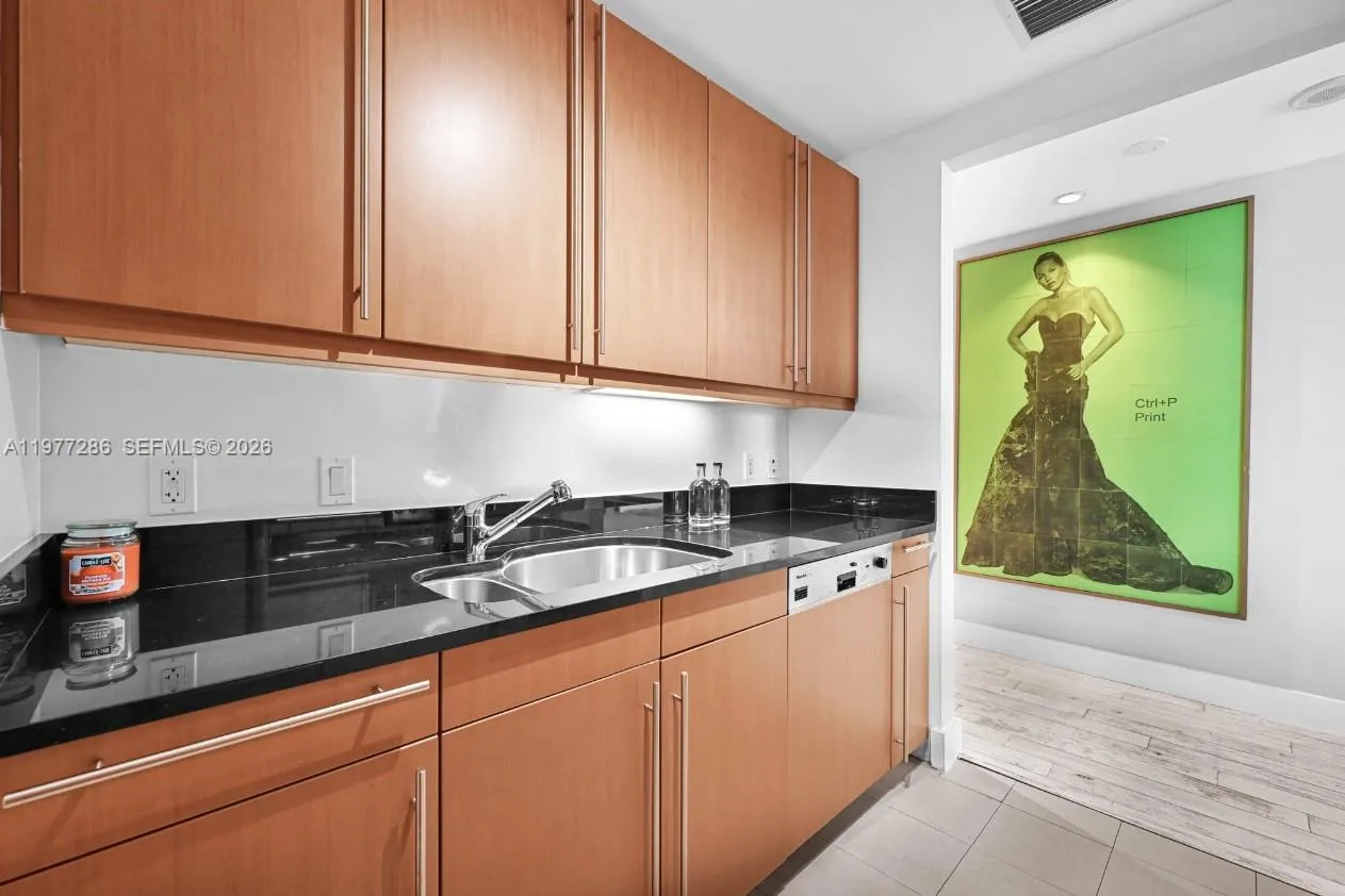 1435 Brickell Ave 3401, Miami, Florida 33131, Miami, Florida 33131, 2 Bedrooms Bedrooms, ,2 BathroomsBathrooms,Residential,For Sale,1435 Brickell Ave 3401, Miami, Florida 33131,A11977286