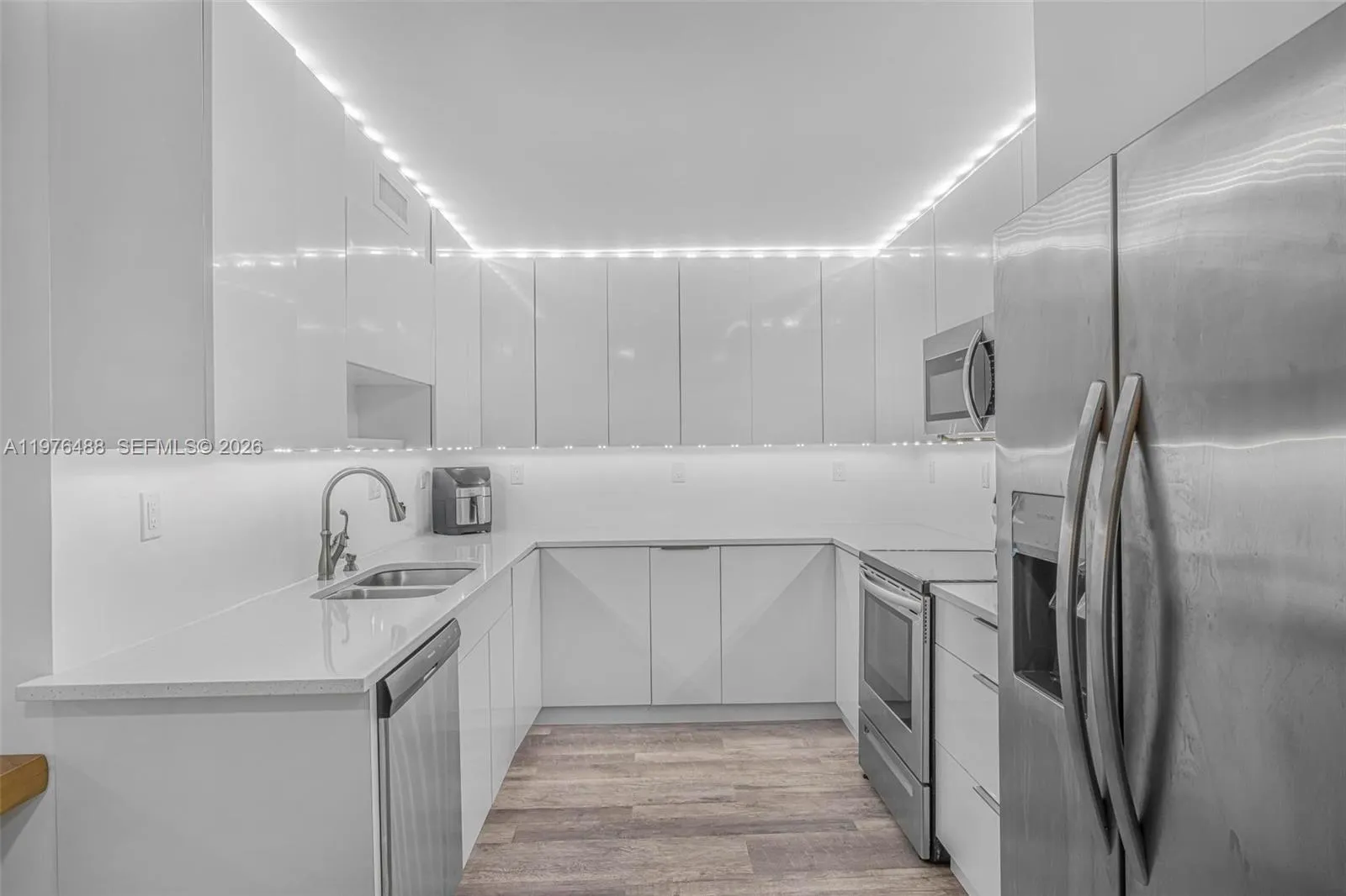 555 Ne 123rd St 218-a, North Miami, Florida 33161, North Miami, Florida 33161, 3 Bedrooms Bedrooms, ,2 BathroomsBathrooms,Residential Lease,For Rent,555 Ne 123rd St 218-a, North Miami, Florida 33161,A11976488