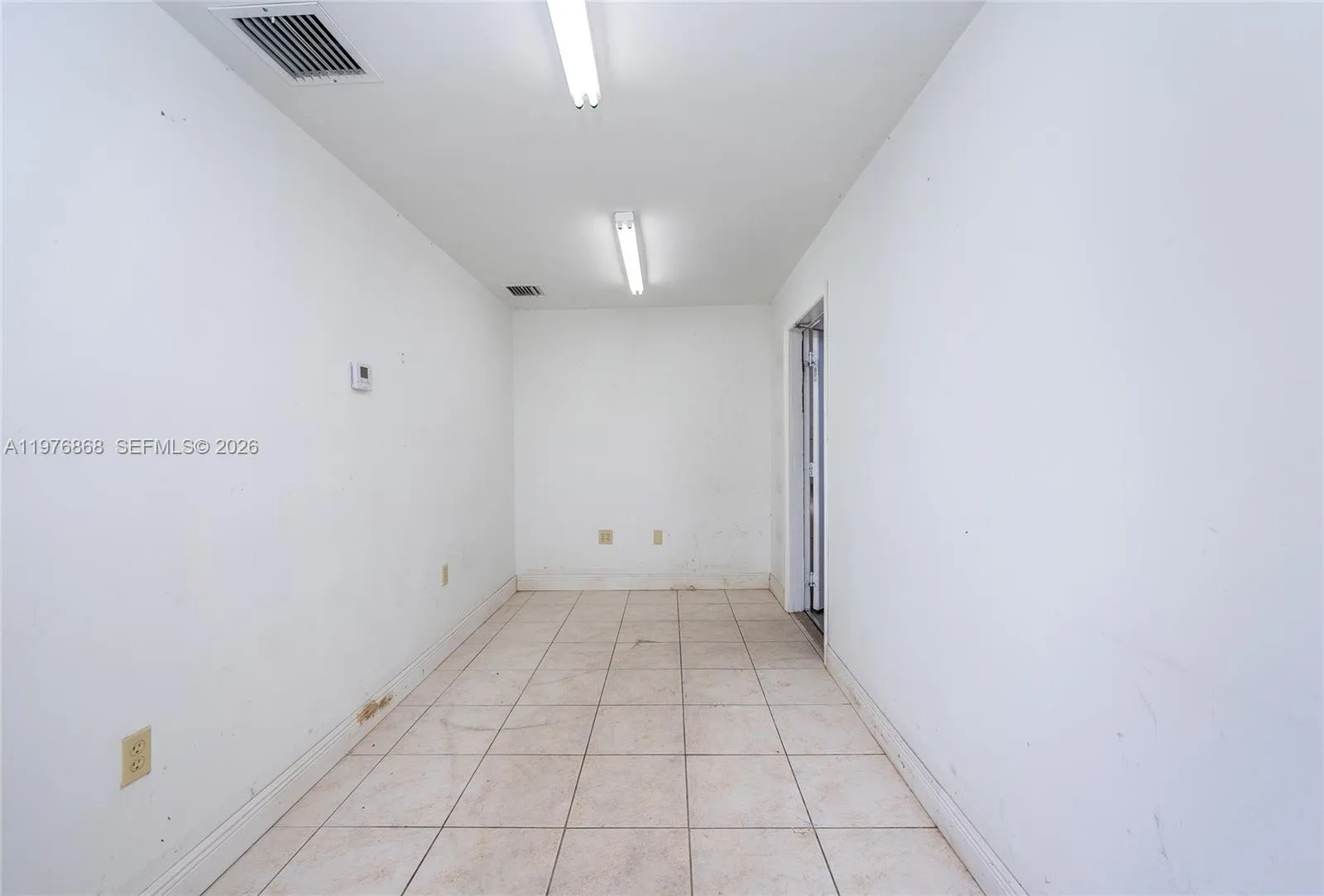 7215 Nw 41st St J, Miami, Florida 33166, Miami, Florida 33166, ,Commercial Lease,For Rent,7215 Nw 41st St J, Miami, Florida 33166,A11976868