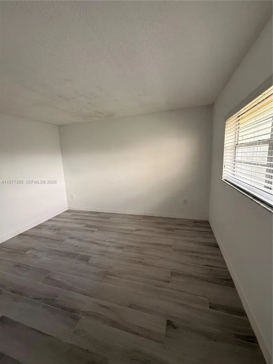 1629 Nw N River Dr 404, Miami, Florida 33125, Miami, Florida 33125, 1 Bedroom Bedrooms, ,1 BathroomBathrooms,Residential Lease,For Rent,1629 Nw N River Dr 404, Miami, Florida 33125,A11977385