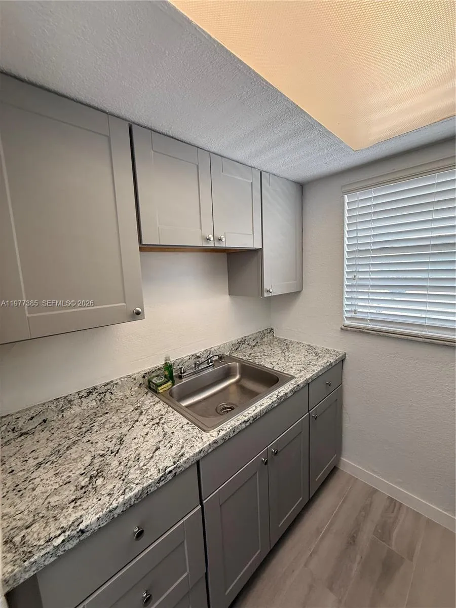 1629 Nw N River Dr 404, Miami, Florida 33125, Miami, Florida 33125, 1 Bedroom Bedrooms, ,1 BathroomBathrooms,Residential Lease,For Rent,1629 Nw N River Dr 404, Miami, Florida 33125,A11977385