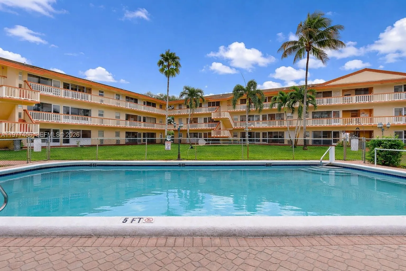 5300 Washington St D303, Hollywood, Florida 33021, Hollywood, Florida 33021, 2 Bedrooms Bedrooms, ,1 BathroomBathrooms,Residential,For Sale,5300 Washington St D303, Hollywood, Florida 33021,A11977406