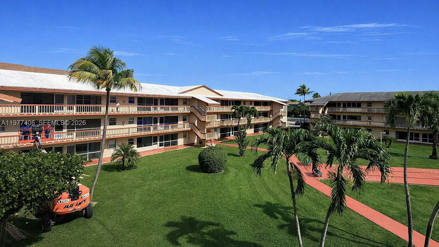 5300 Washington St D303, Hollywood, Florida 33021, Hollywood, Florida 33021, 2 Bedrooms Bedrooms, ,1 BathroomBathrooms,Residential,For Sale,5300 Washington St D303, Hollywood, Florida 33021,A11977406