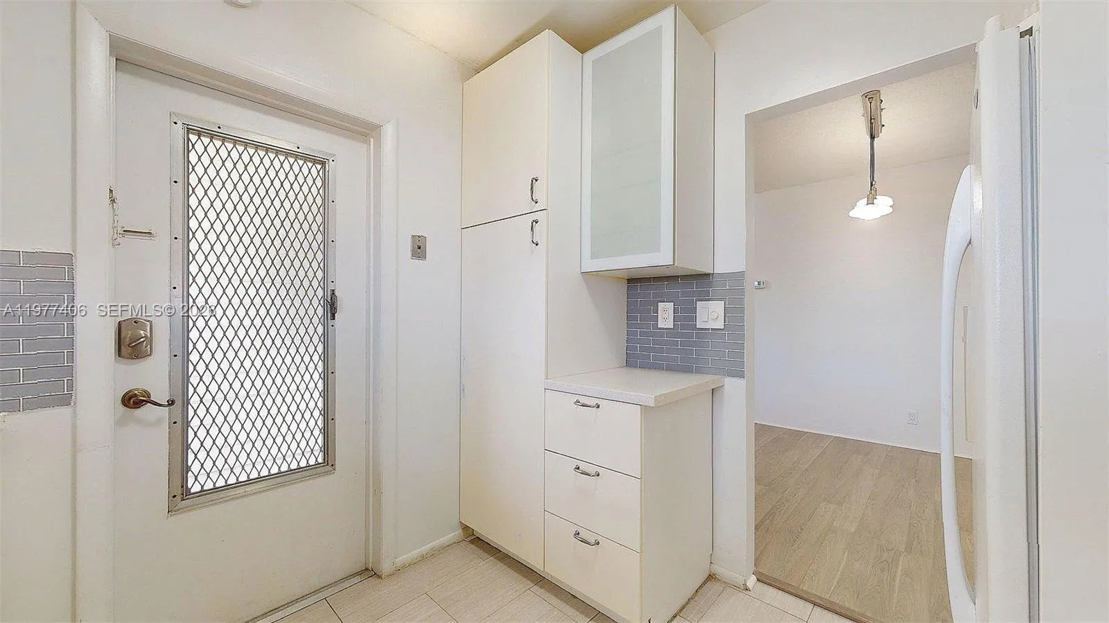 5300 Washington St D303, Hollywood, Florida 33021, Hollywood, Florida 33021, 2 Bedrooms Bedrooms, ,1 BathroomBathrooms,Residential,For Sale,5300 Washington St D303, Hollywood, Florida 33021,A11977406