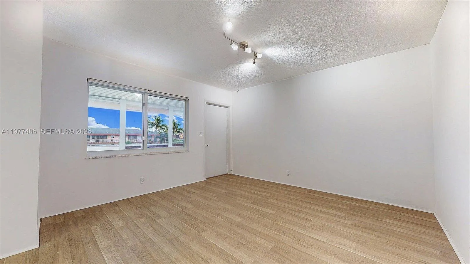 5300 Washington St D303, Hollywood, Florida 33021, Hollywood, Florida 33021, 2 Bedrooms Bedrooms, ,1 BathroomBathrooms,Residential,For Sale,5300 Washington St D303, Hollywood, Florida 33021,A11977406