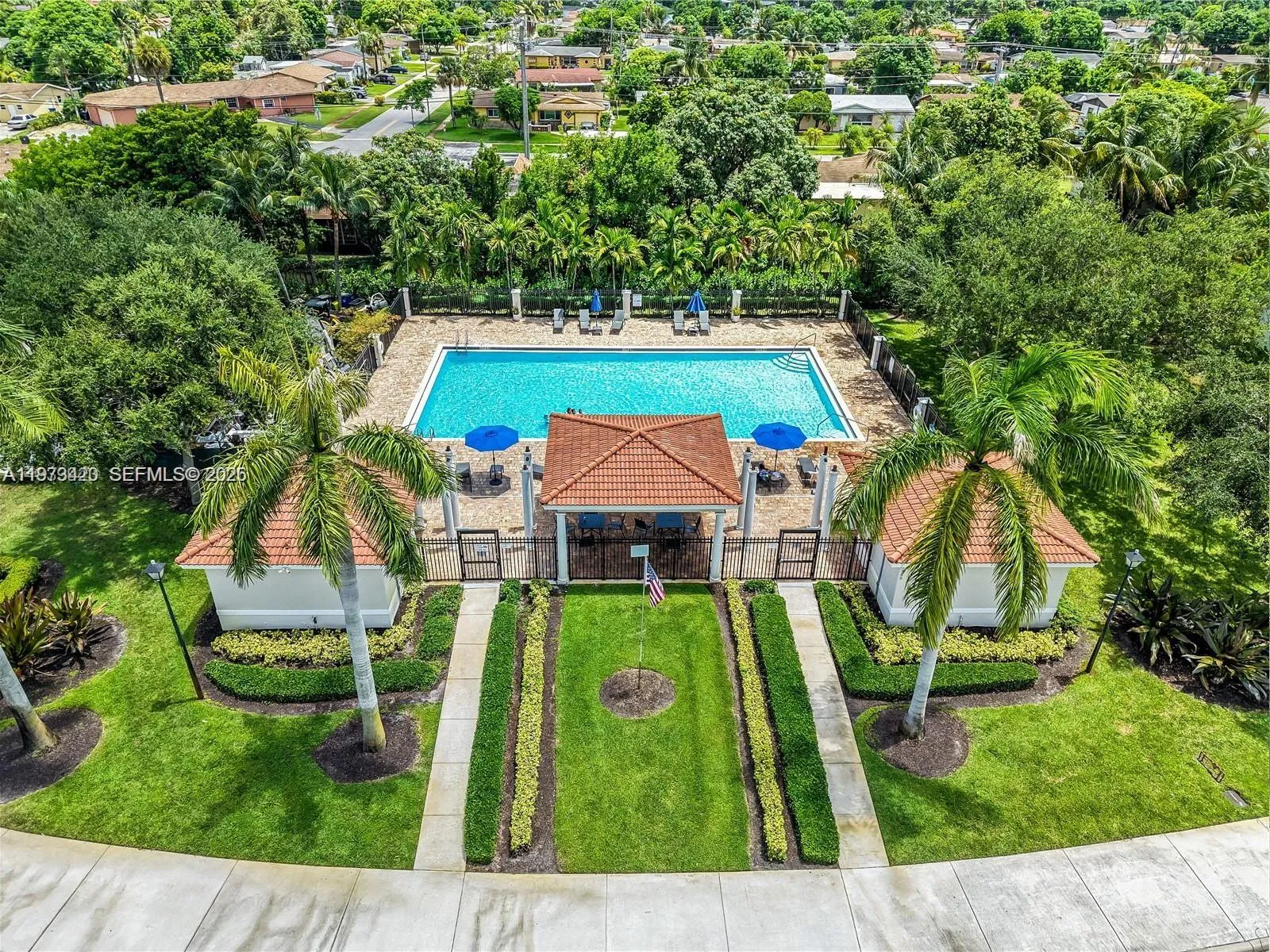 Lauderdale Lakes, Florida 33311, 2 Bedrooms Bedrooms, ,2 BathroomsBathrooms,Residential,For Sale,A11973420