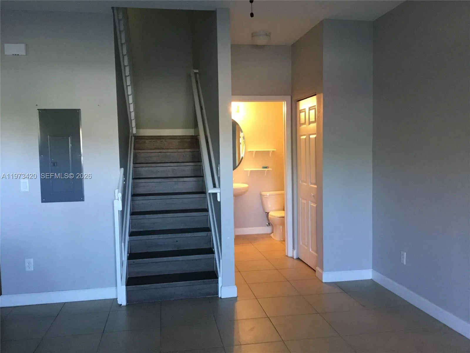 Lauderdale Lakes, Florida 33311, 2 Bedrooms Bedrooms, ,2 BathroomsBathrooms,Residential,For Sale,A11973420
