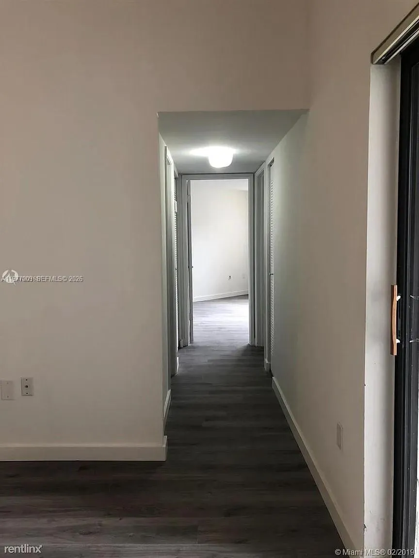 9421 Fontainebleau Blvd 210-35, Miami, Florida 331, Miami, Florida 33172, 2 Bedrooms Bedrooms, ,2 BathroomsBathrooms,Residential Lease,For Rent,9421 Fontainebleau Blvd 210-35, Miami, Florida 331,A11977009
