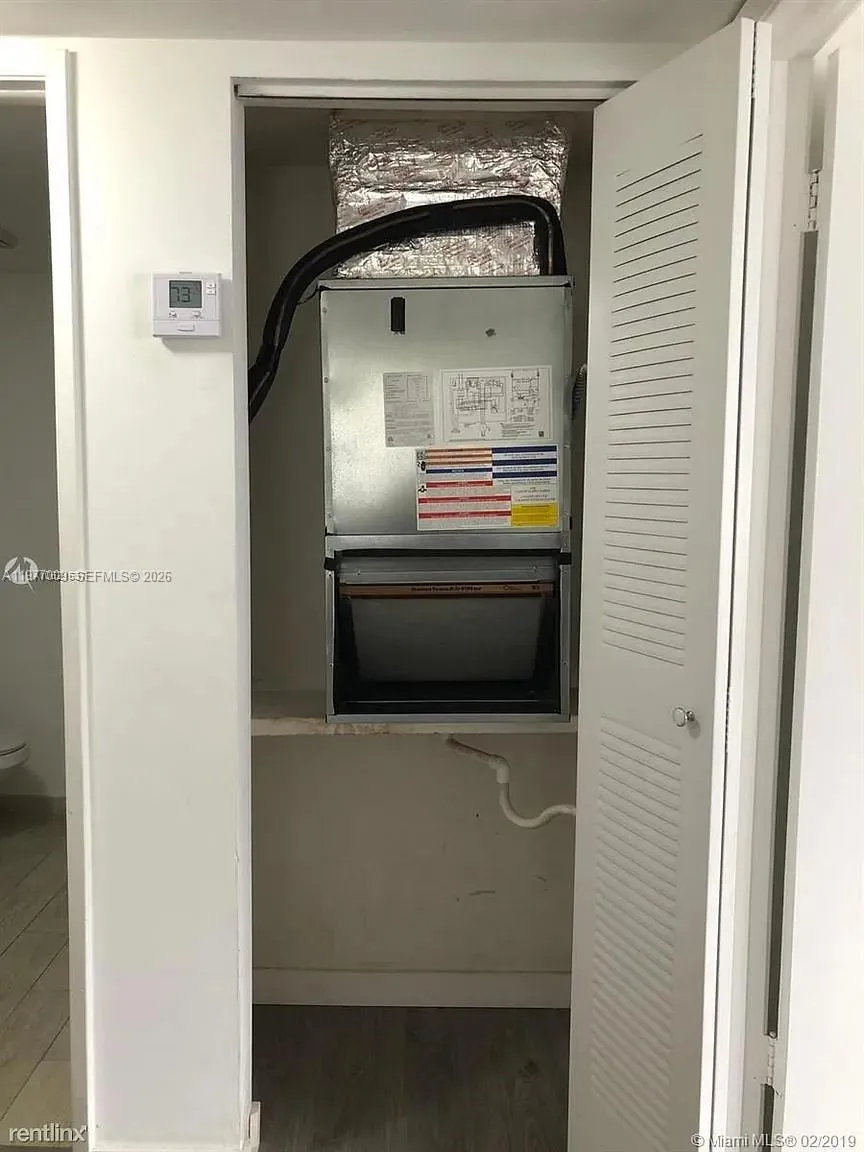 9421 Fontainebleau Blvd 210-35, Miami, Florida 331, Miami, Florida 33172, 2 Bedrooms Bedrooms, ,2 BathroomsBathrooms,Residential Lease,For Rent,9421 Fontainebleau Blvd 210-35, Miami, Florida 331,A11977009