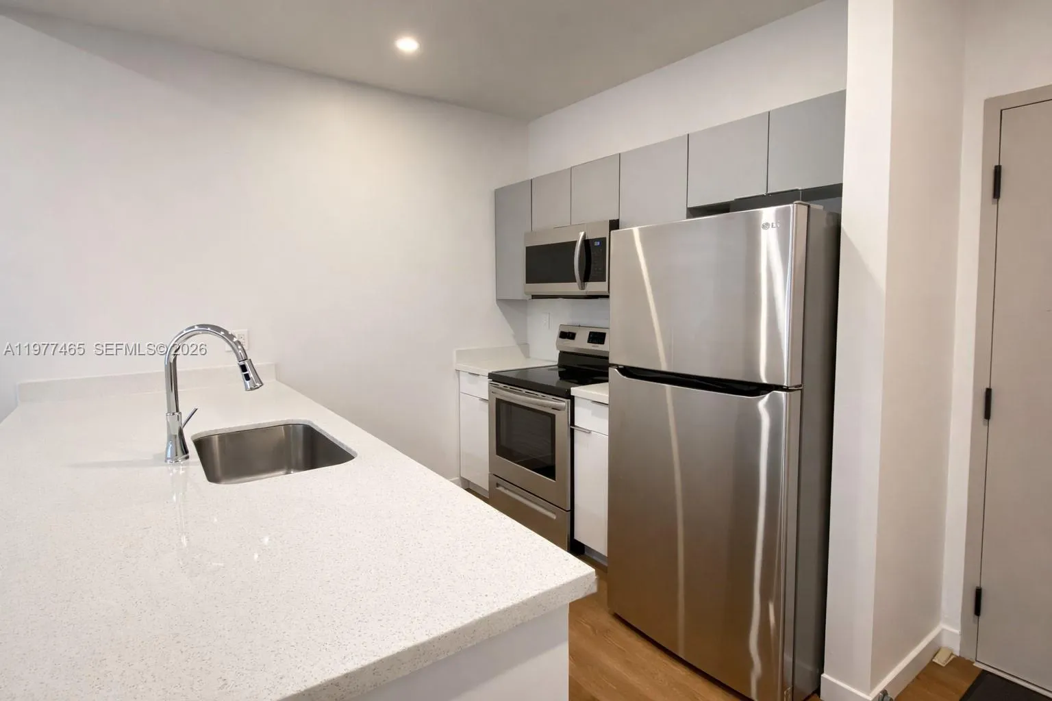 1950 Fletcher St 305, Hollywood, Florida 33020, Hollywood, Florida 33020, 2 Bedrooms Bedrooms, ,2 BathroomsBathrooms,Residential Lease,For Rent,1950 Fletcher St 305, Hollywood, Florida 33020,A11977465