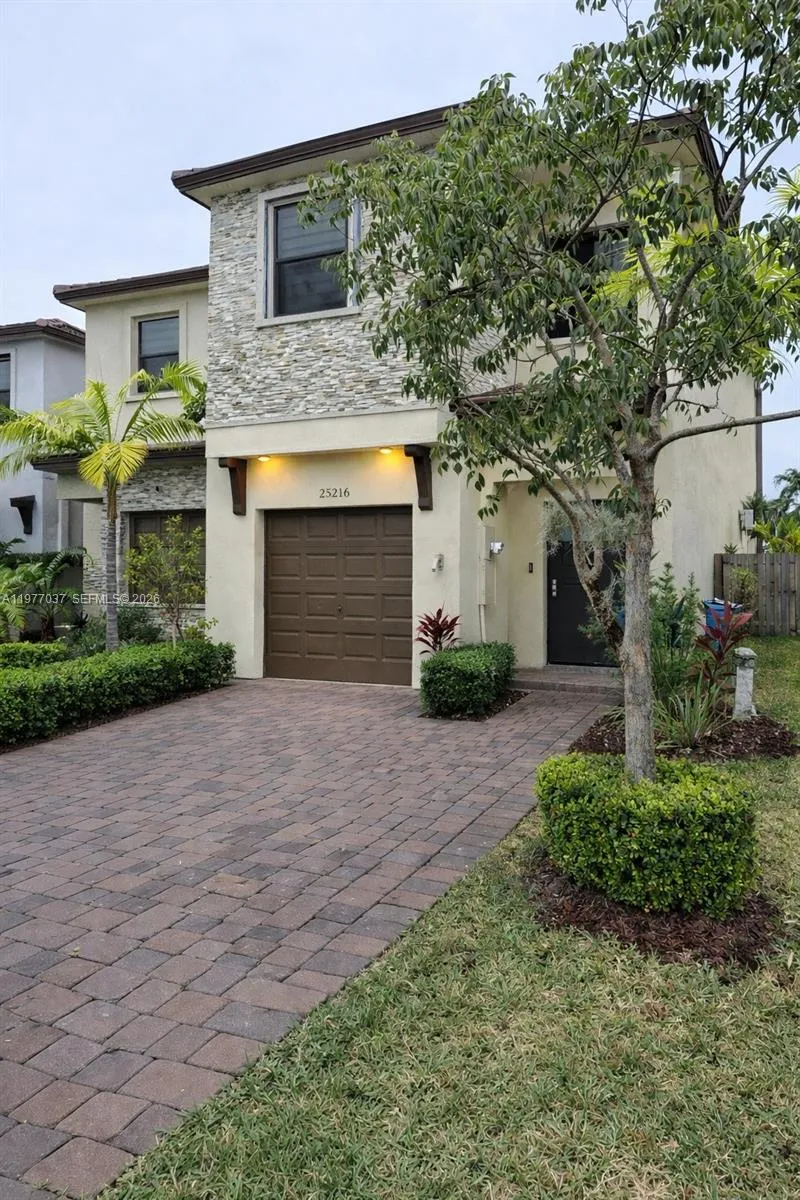 25216 Sw 108th Ct, Homestead, Florida 33032, Homestead, Florida 33032, 3 Bedrooms Bedrooms, ,2 BathroomsBathrooms,Residential,For Sale,25216 Sw 108th Ct, Homestead, Florida 33032,A11977037