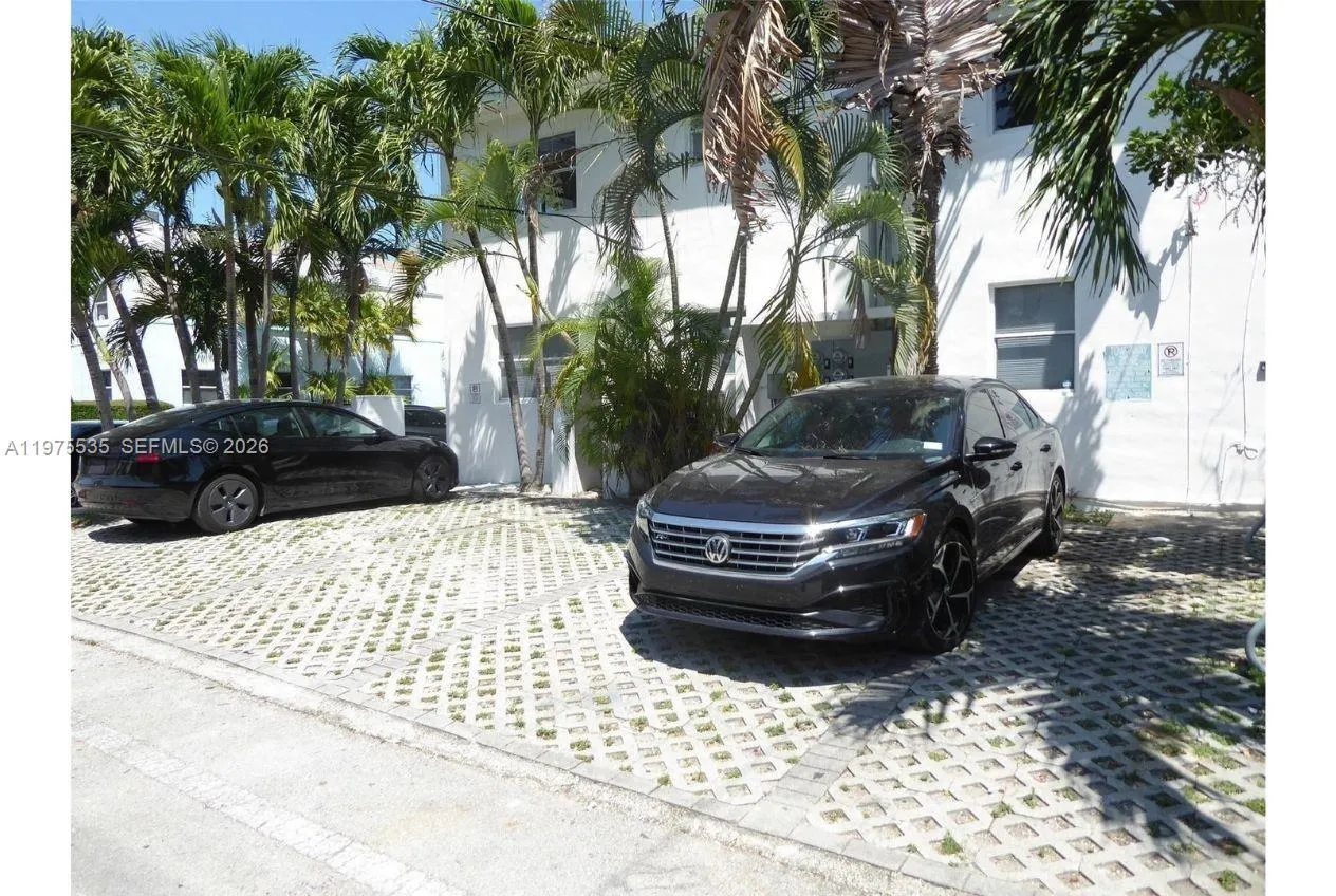 1000 7th Street, Miami Beach, Florida 33139, Miami Beach, Florida 33139, ,Residential Income,For Sale,1000 7th Street, Miami Beach, Florida 33139,A11975535