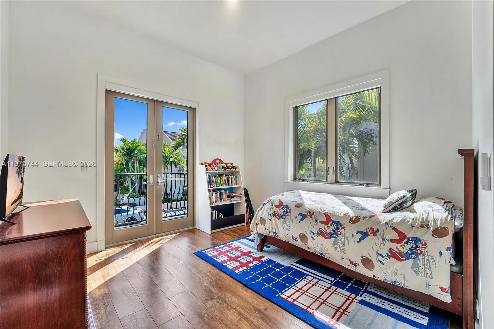 7440 Sw 56th Ct, Miami, Florida 33143, Miami, Florida 33143, 3 Bedrooms Bedrooms, ,4 BathroomsBathrooms,Residential,For Sale,7440 Sw 56th Ct, Miami, Florida 33143,A11975744