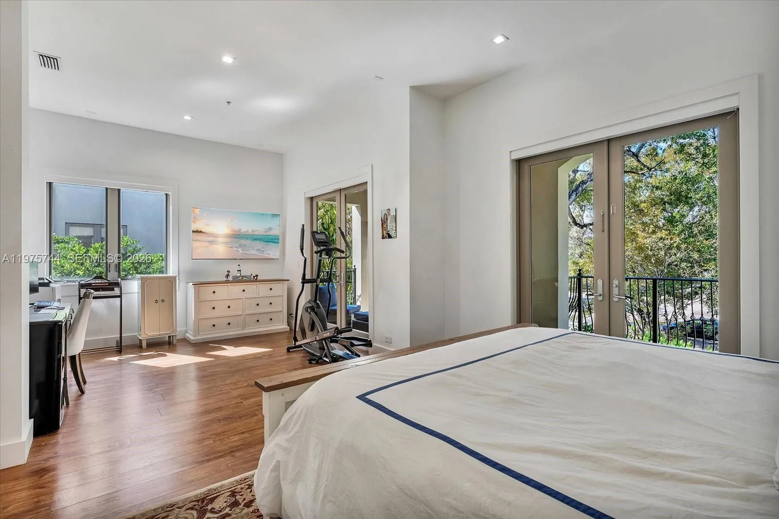 7440 Sw 56th Ct, Miami, Florida 33143, Miami, Florida 33143, 3 Bedrooms Bedrooms, ,4 BathroomsBathrooms,Residential,For Sale,7440 Sw 56th Ct, Miami, Florida 33143,A11975744