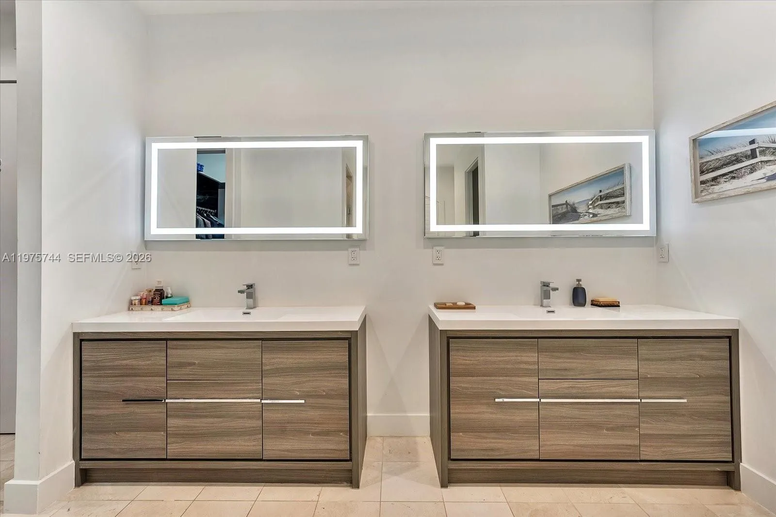 7440 Sw 56th Ct, Miami, Florida 33143, Miami, Florida 33143, 3 Bedrooms Bedrooms, ,4 BathroomsBathrooms,Residential,For Sale,7440 Sw 56th Ct, Miami, Florida 33143,A11975744