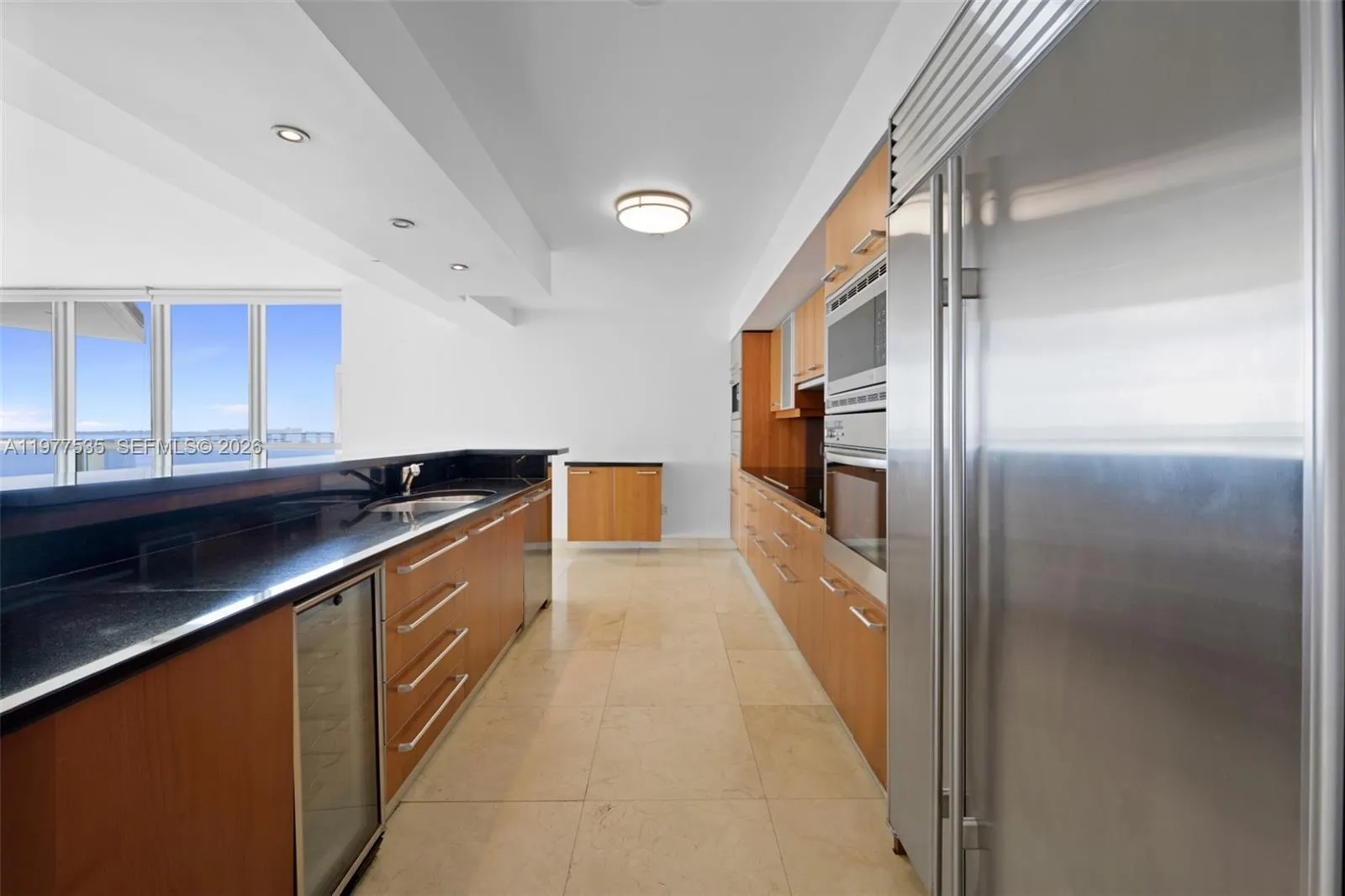 1331 Brickell Bay Dr 911, Miami, Florida 33131, Miami, Florida 33131, 2 Bedrooms Bedrooms, ,2 BathroomsBathrooms,Residential,For Sale,1331 Brickell Bay Dr 911, Miami, Florida 33131,A11977535