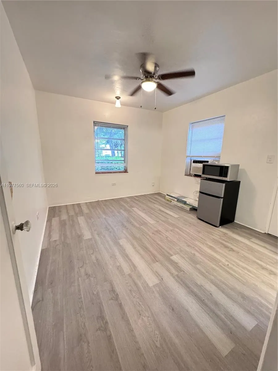 2652 Sw 23rd Ave Back, Miami, Florida 33133, Miami, Florida 33133, ,1 BathroomBathrooms,Residential Lease,For Rent,2652 Sw 23rd Ave Back, Miami, Florida 33133,A11977560