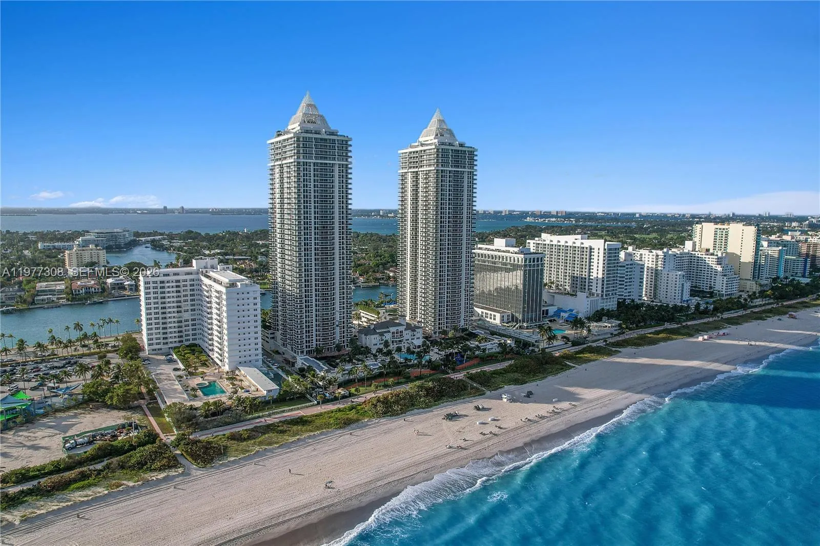 4779 Collins Ave 1007, Miami Beach, Florida 33140, Miami Beach, Florida 33140, 2 Bedrooms Bedrooms, ,2 BathroomsBathrooms,Residential Lease,For Rent,4779 Collins Ave 1007, Miami Beach, Florida 33140,A11977308