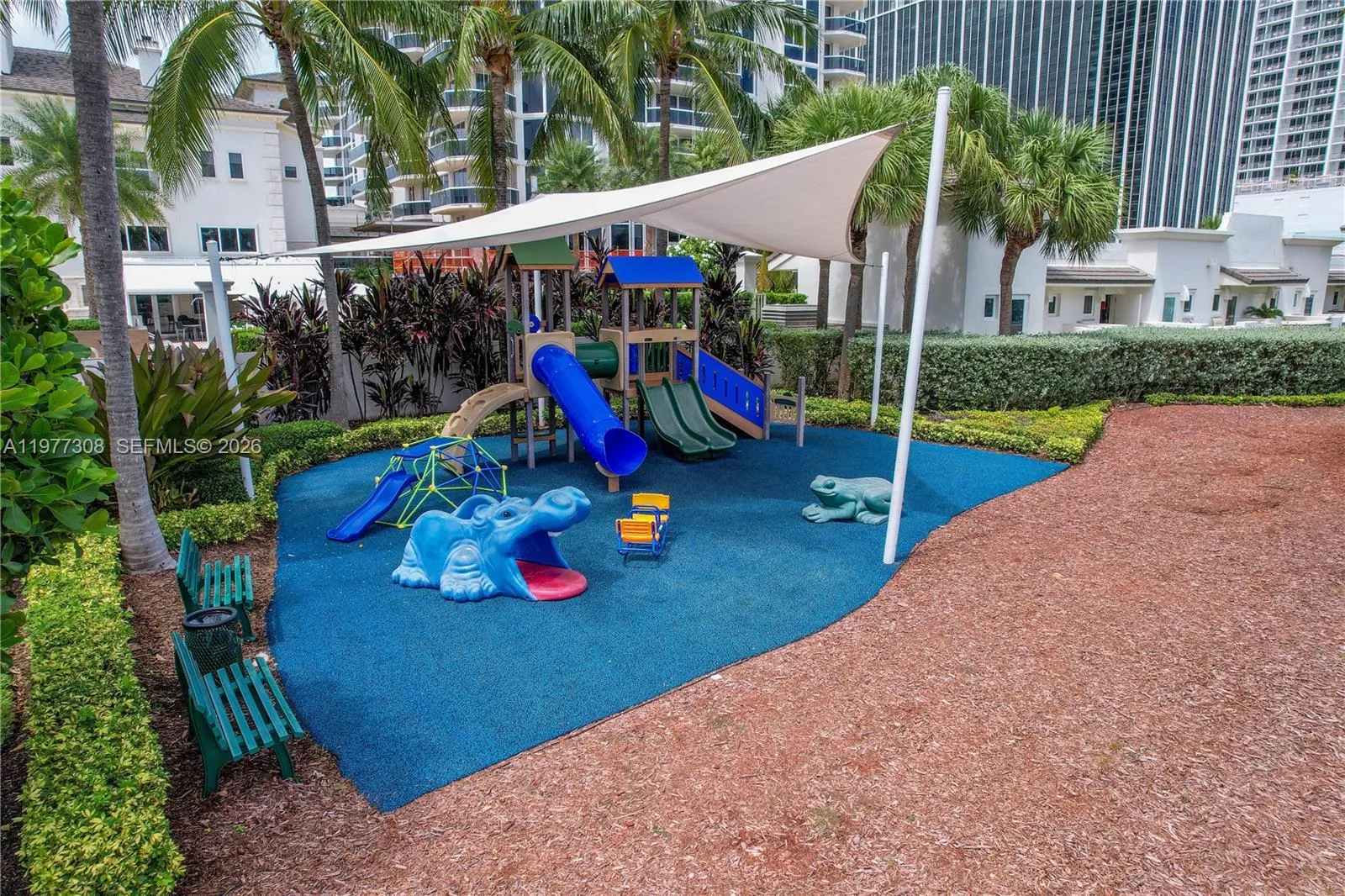 4779 Collins Ave 1007, Miami Beach, Florida 33140, Miami Beach, Florida 33140, 2 Bedrooms Bedrooms, ,2 BathroomsBathrooms,Residential Lease,For Rent,4779 Collins Ave 1007, Miami Beach, Florida 33140,A11977308