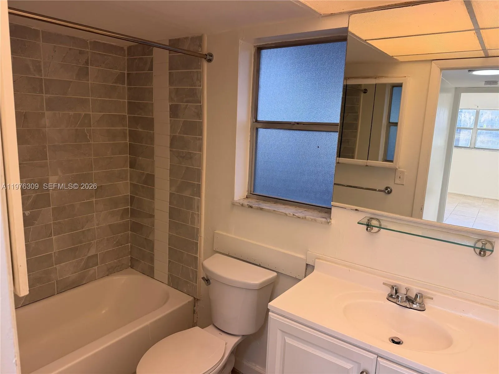 8100 Sunrise Lakes Blvd 108, Sunrise, Florida 3332, Sunrise, Florida 33322, 1 Bedroom Bedrooms, ,1 BathroomBathrooms,Residential Lease,For Rent,8100 Sunrise Lakes Blvd 108, Sunrise, Florida 3332,A11976309