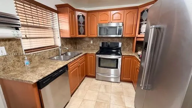 8895 Fontainebleau Blvd 111, Miami, Florida 33172, Miami, Florida 33172, 3 Bedrooms Bedrooms, ,2 BathroomsBathrooms,Residential Lease,For Rent,8895 Fontainebleau Blvd 111, Miami, Florida 33172,A11977493